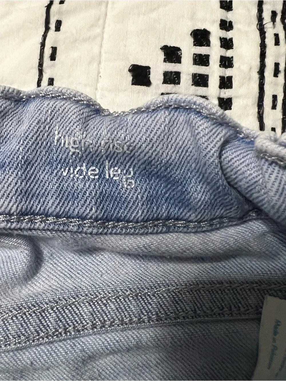 thereabouts light blue